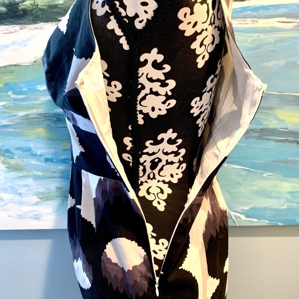 Boden, Black, Gray & Cream Ikat Sheath, Chic & Form Flattering! EUC,Size 4 - Picture 7 of 13